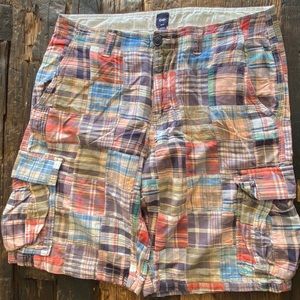 Gap cargo shorts